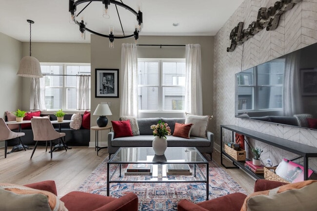 Photo - 1405 Napoleon St Unit ID1043955P