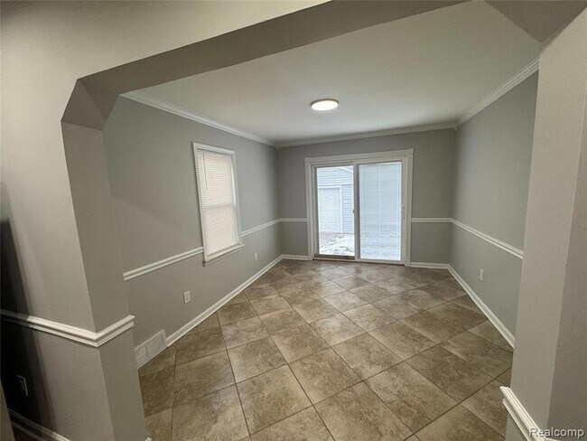 Photo - 1753 E Milton Ave