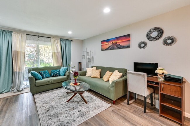 Building Photo - 6059 Rancho Mission Rd Unit SI ID1308357P