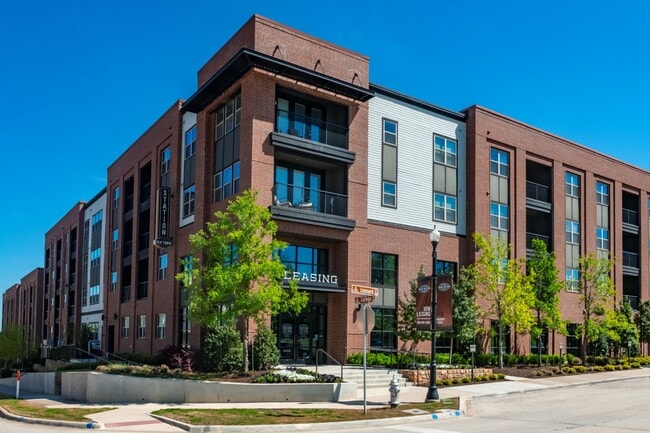 Photo - Station at Old Town