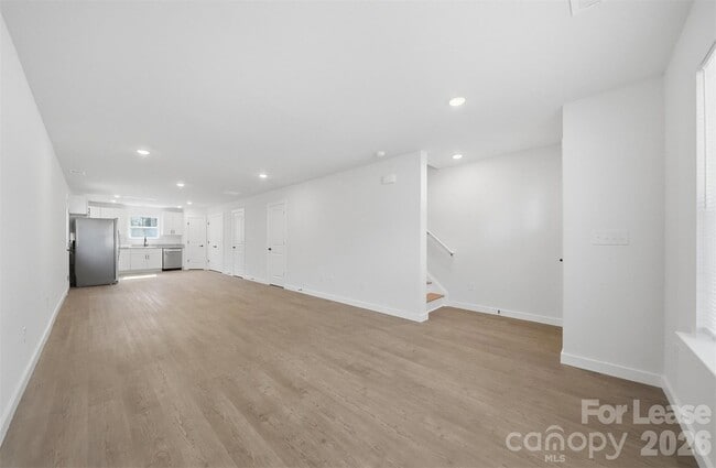 Photo - 403 15th Ave SW Unit A