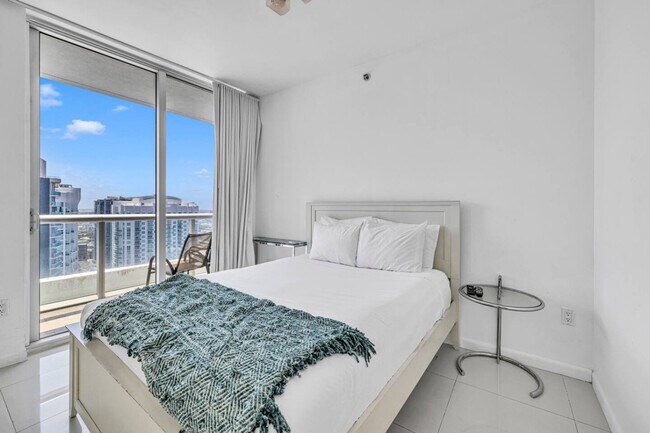 Photo - 485 Brickell Ave Unit SI ID1520347P
