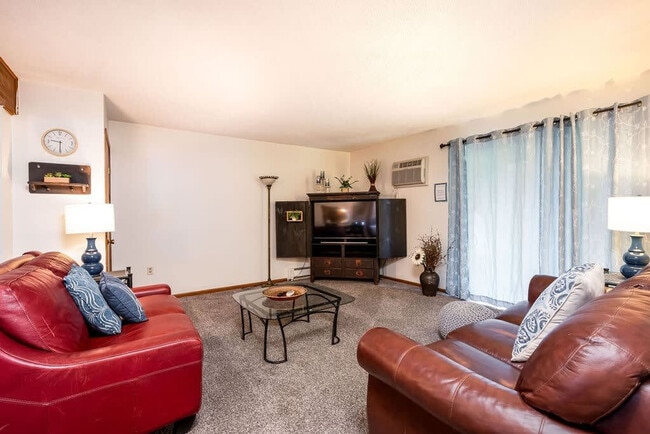 Building Photo - 6542 Bella Vista Dr NE Unit SI ID1494635P
