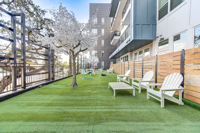 Photo - 1111 Shepherd Dr Unit SI ID1380759P