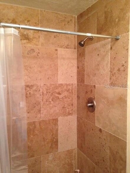 Photo - 1498 Findlay St