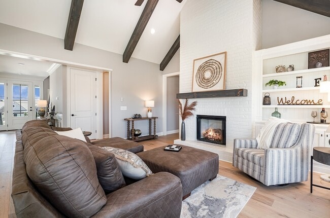 Photo - 1117 Joe Martin Ln