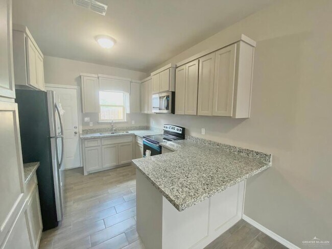 Photo - 1105 W Kennedy St