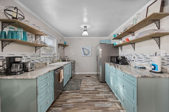 Photo - 347 Seabreeze Dr Unit ID1309840P