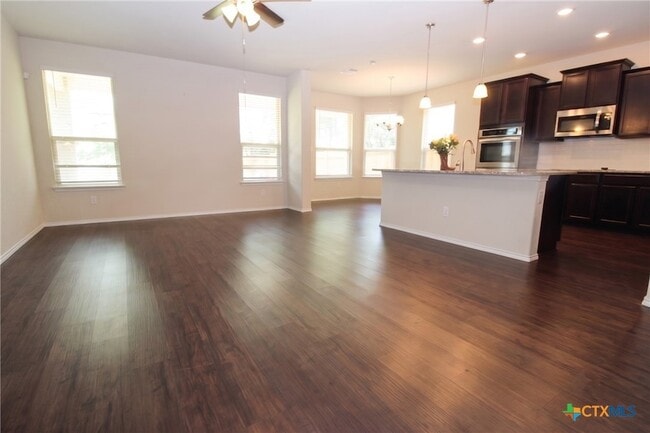 Photo - 1202 Stonewall Ridge