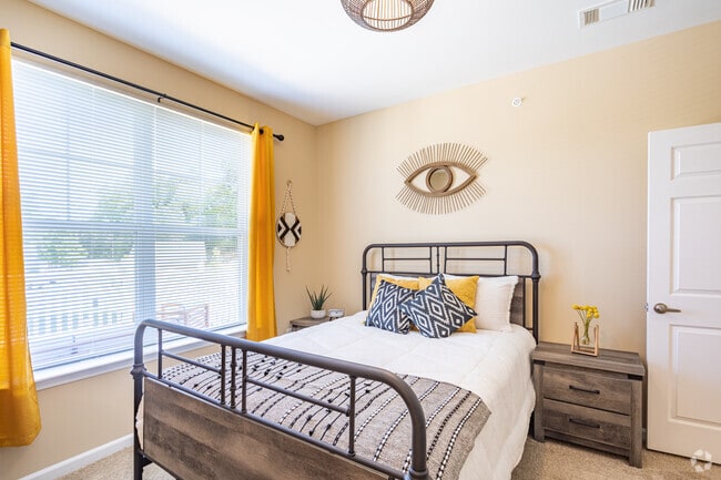 The Dogwood- 2BR, 2.5BA - Terrace Greene Apartments