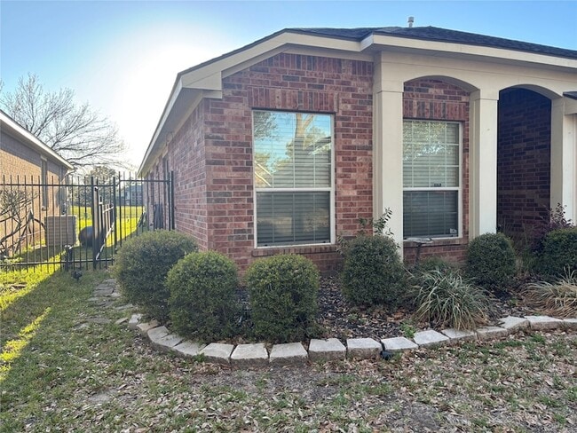 Photo - 10715 Lyndon Meadows Dr