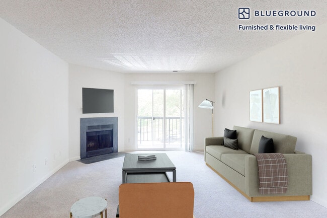 Building Photo - 10300 Hickory Ridge Rd Unit FL1-ID8187A