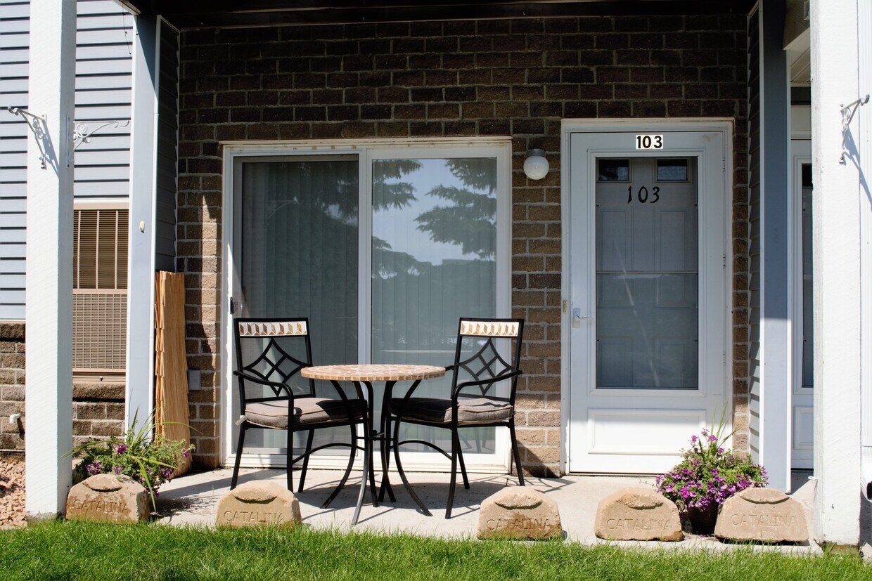 Floor Plan - 2 Bed 2 Bath Lower Level Classic