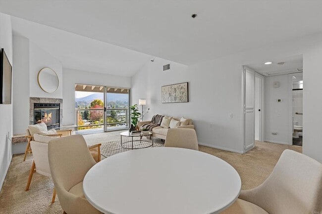 Photo - 1560 Circa Del Lago Unit D304