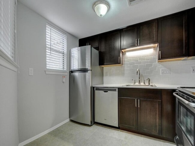Photo - 2500 Burleson Rd Unit 609