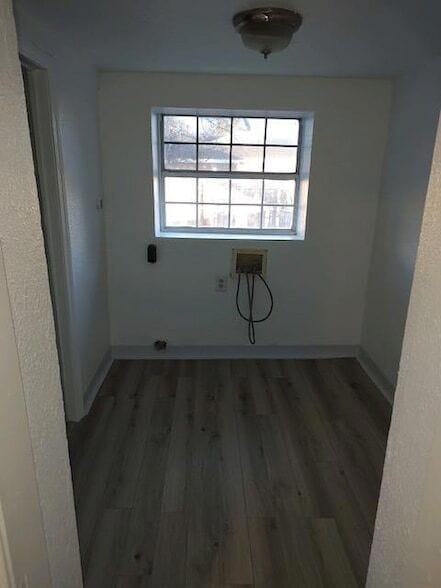 Photo - 300 N 14th St
