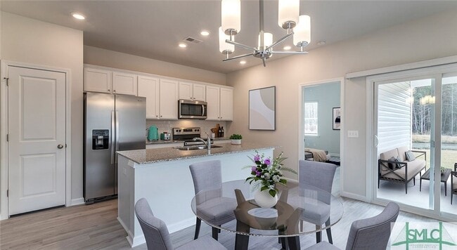 Photo - 105 Creekside Blvd