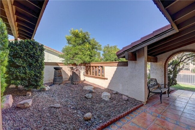 Photo - 3751 El Camino Rd