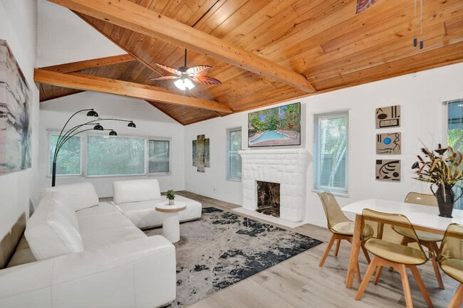 Photo - 1115 SW 4th St Unit SI ID1504048P