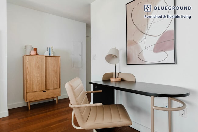 Photo - 435 W 31st St Unit FL32-ID1484