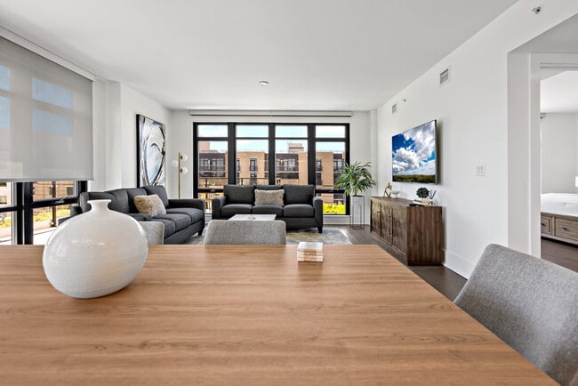 Photo - 1611 8th St NW Unit ID1395440P