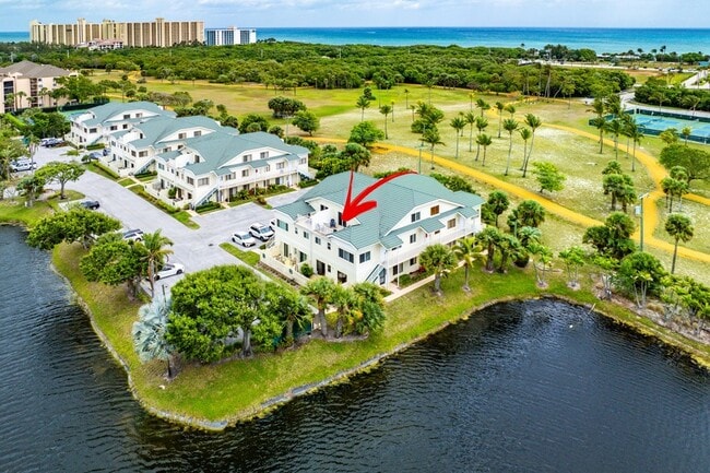 Building Photo - 470 Bella Vista Ct N Unit 70