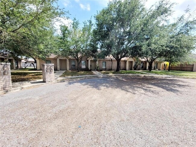 Photo - 2402 Tahiti Dr Unit 5