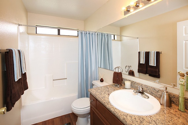 Photo - Ladera Apartments