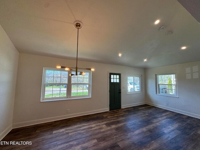 Photo - 1712 Vada Cir