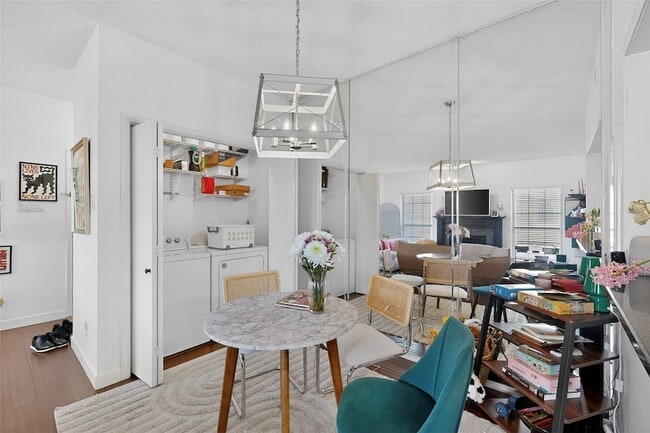 Photo - 5859 Frankford Rd Unit 512