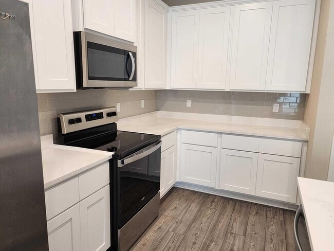 Photo - 1817 Party Pl