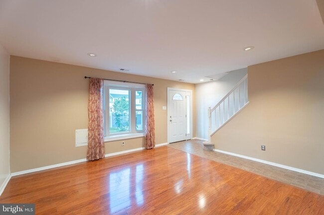 Photo - 3338 Carroll Ct