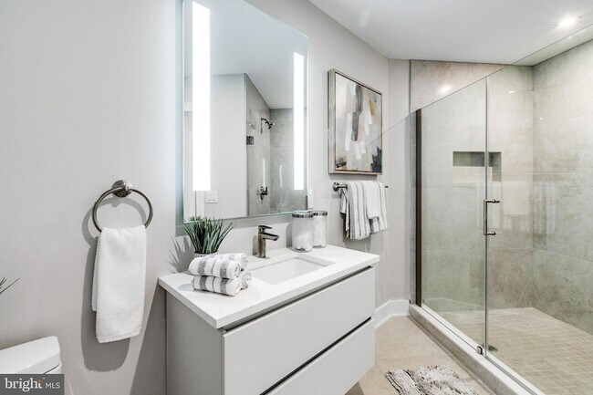 Photo - 1533 Ridge Ave Unit 506