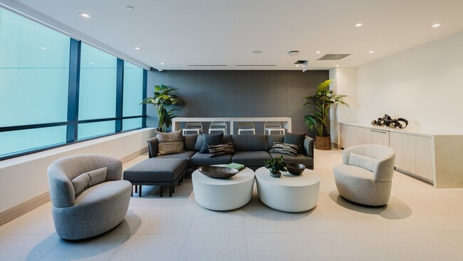 Photo - 225 N Miami Ave Unit ID1387532P