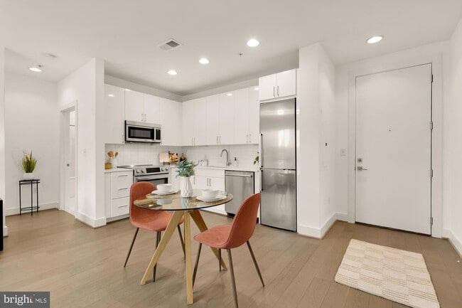 Photo - 1500 Pennsylvania Ave. SE Unit 305