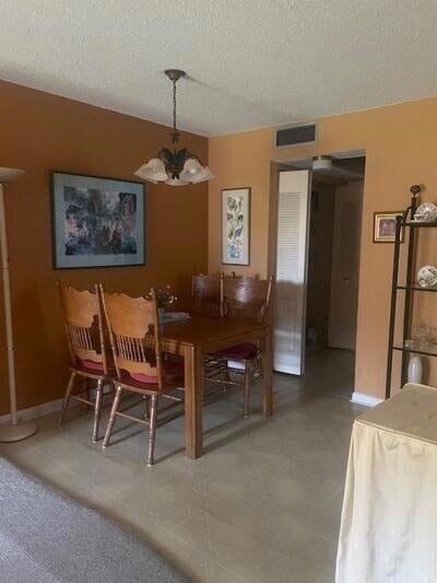 Photo - 322 Windsor N Unit 322