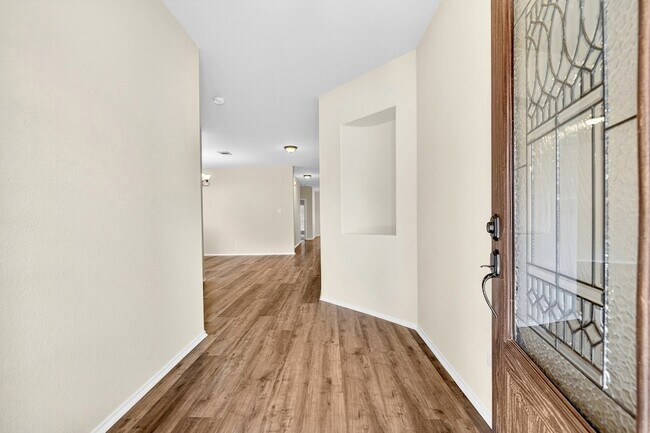 Photo - 217 Rugby Ln