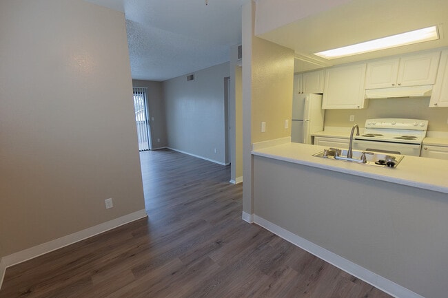 Photo - Greenback Gardens