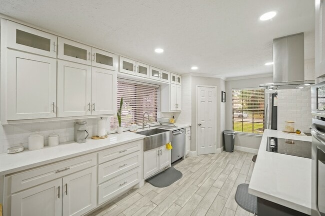 Photo - 15831 Ridge Park Dr