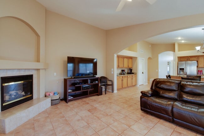 Photo - 3830 E Thornton Ave Unit SI ID1546326P