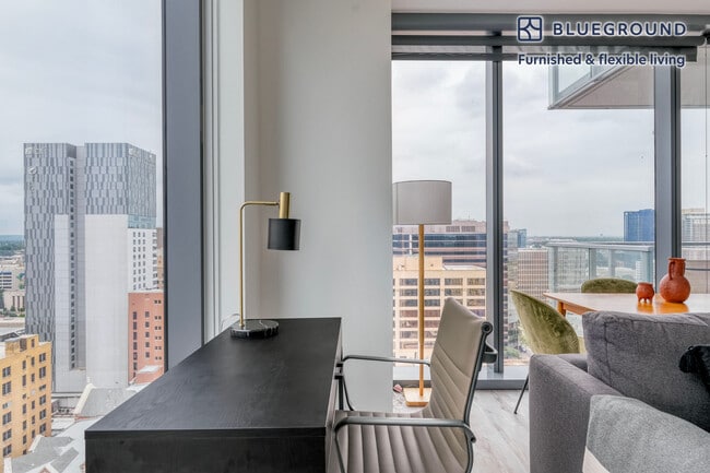 Photo - 501 Brazos St Unit FL22-ID257