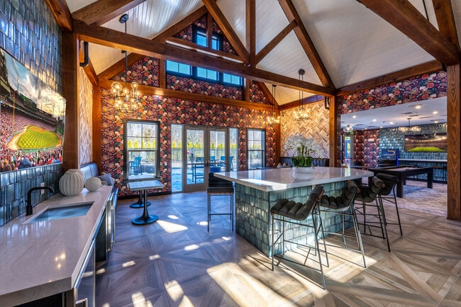 Photo - Halstead Franklin