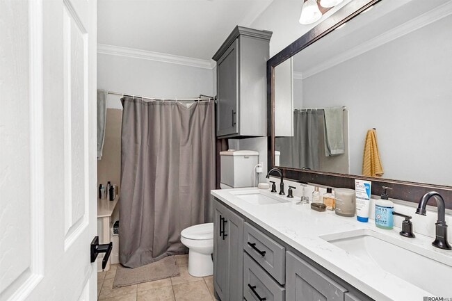 Photo - 10600 Lakes Blvd