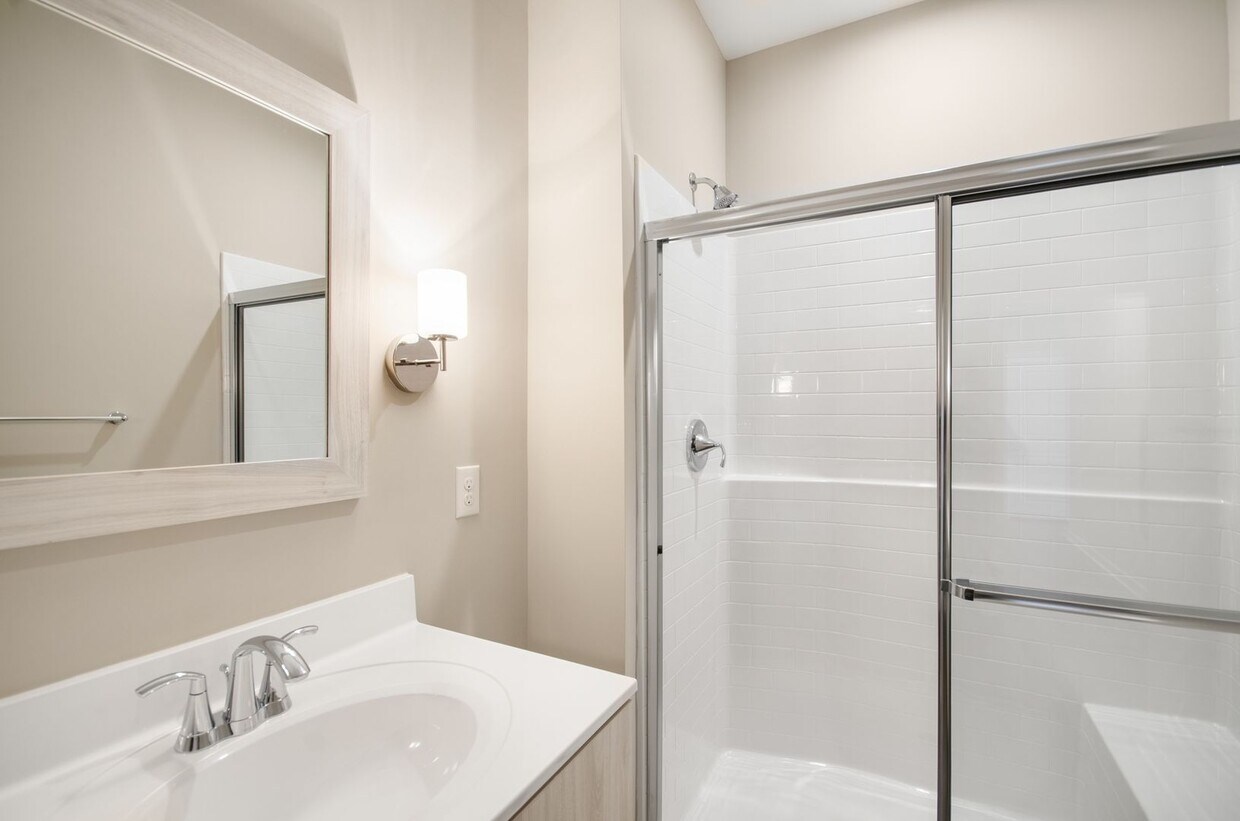 Floor Plan - 2BR (3rd Floor) 1076 SF 