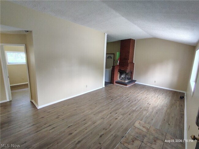 Photo - 2822 Redgate Lane