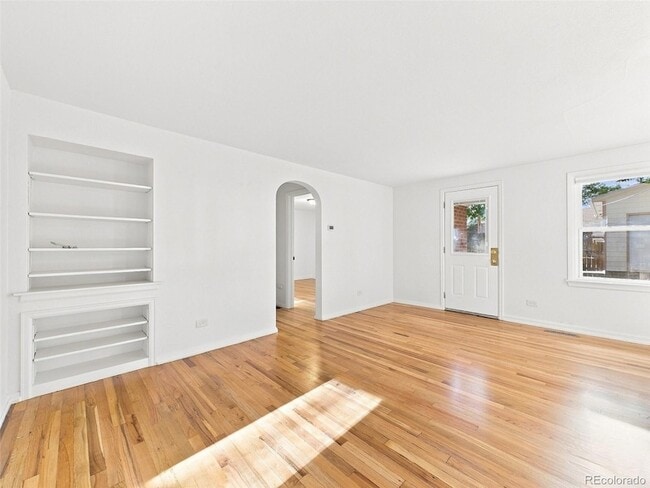 Photo - 1317 Zenobia St