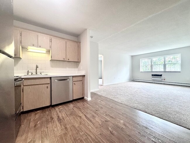 Photo - 130 North St Unit 2