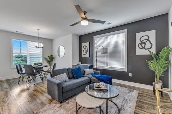 Building Photo - 928 S Miami Blvd Unit ID1284690P