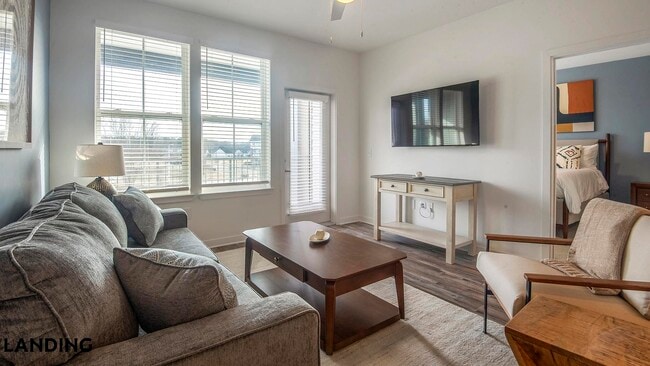 Photo - 4670 Merchants Park Cir Unit 01-315