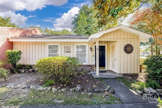 Building Photo - 10 Scuppers Ct